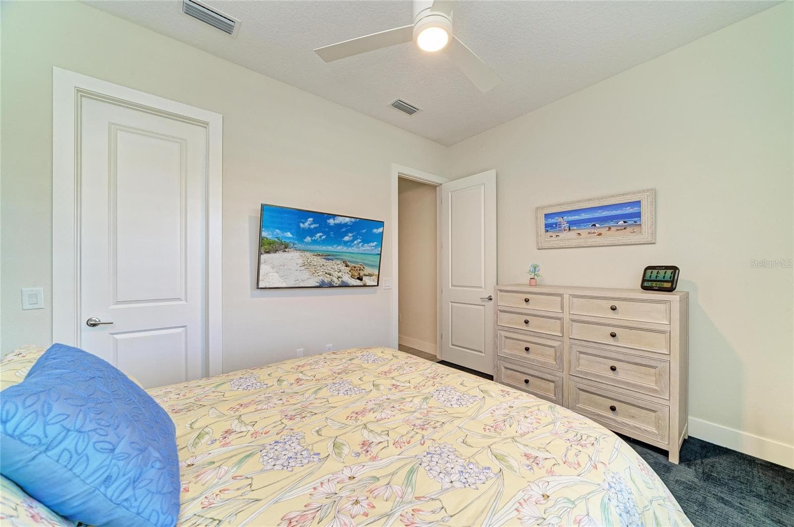 Single Family Residence at 8269 GRANDE SHORES DR, SARASOTA, photo 43 of 90