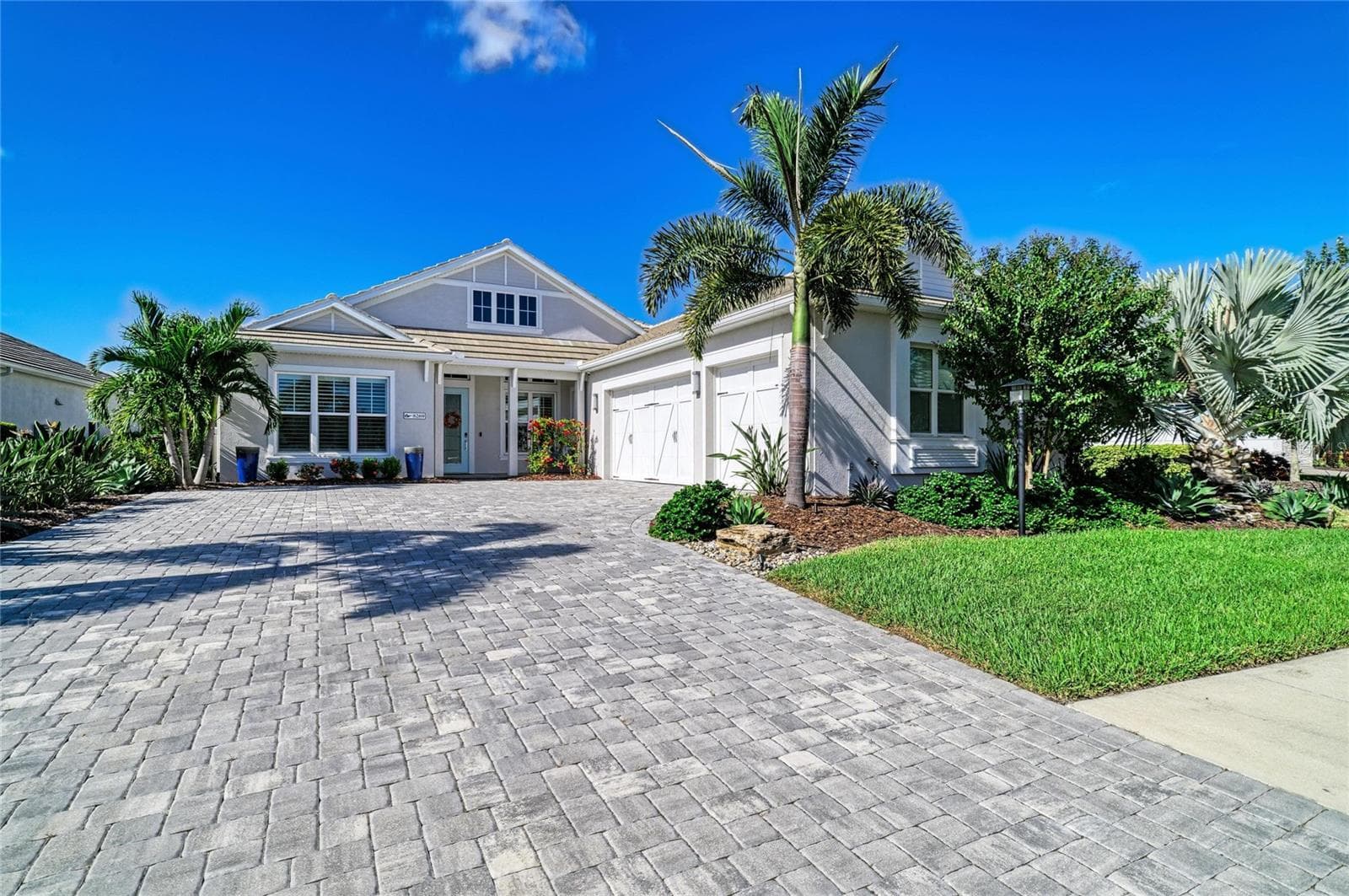 Single Family Residence at 8269 GRANDE SHORES DR, SARASOTA, photo 64 of 90