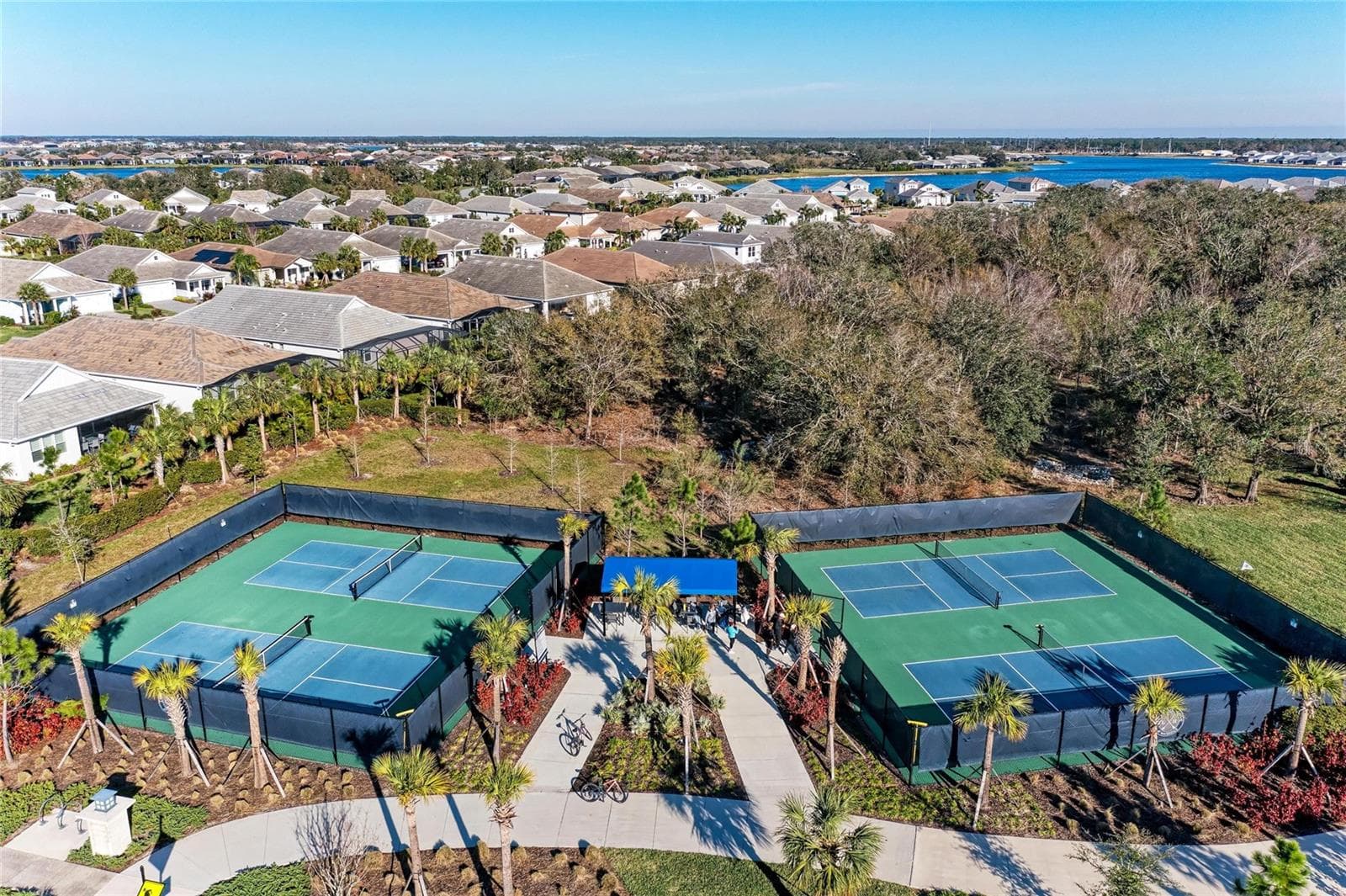 Single Family Residence at 8269 GRANDE SHORES DR, SARASOTA, photo 69 of 90