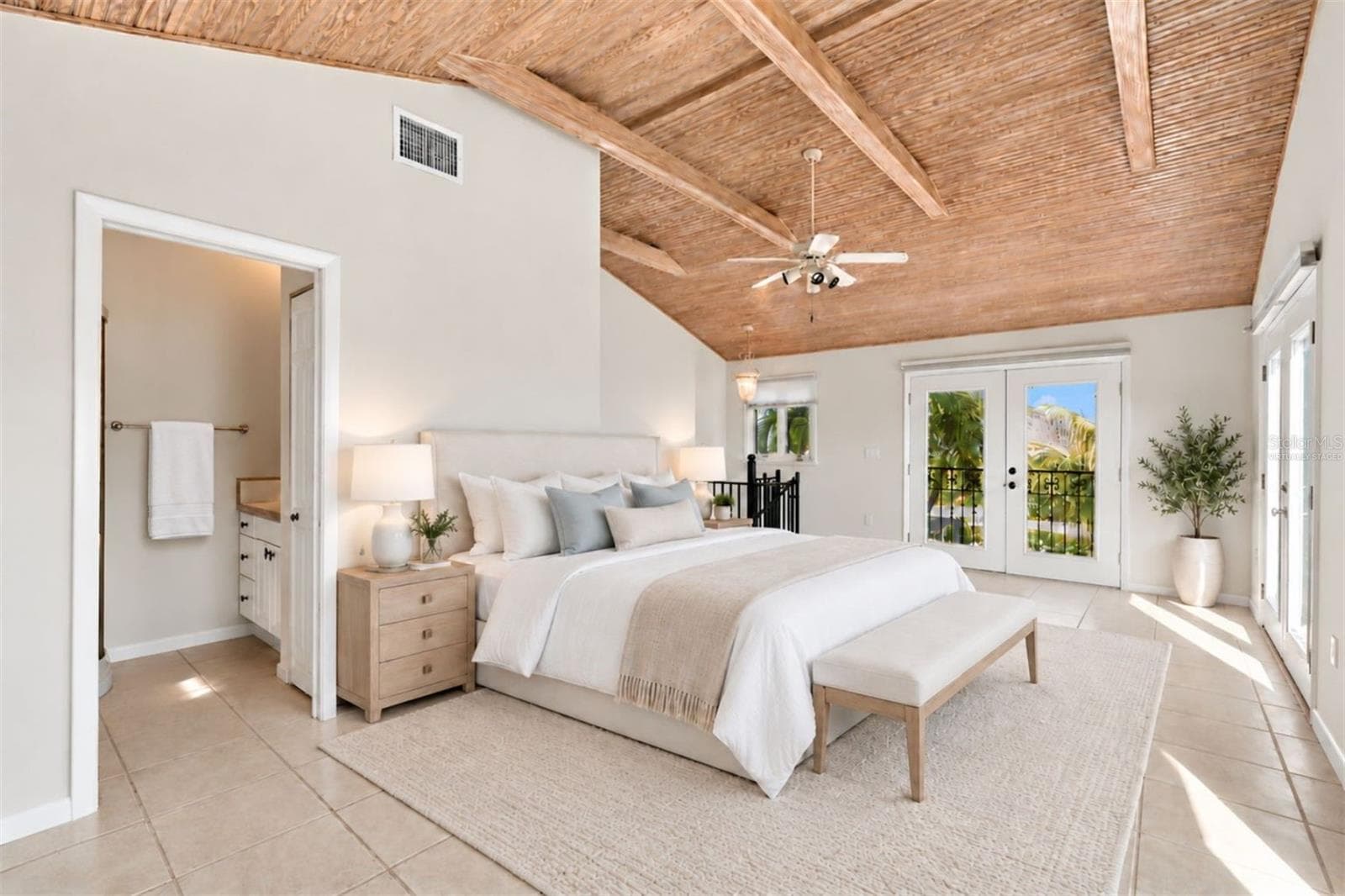 VIRTUALLY STAGED - 528 KEY ROYALE DR, HOLMES BEACH