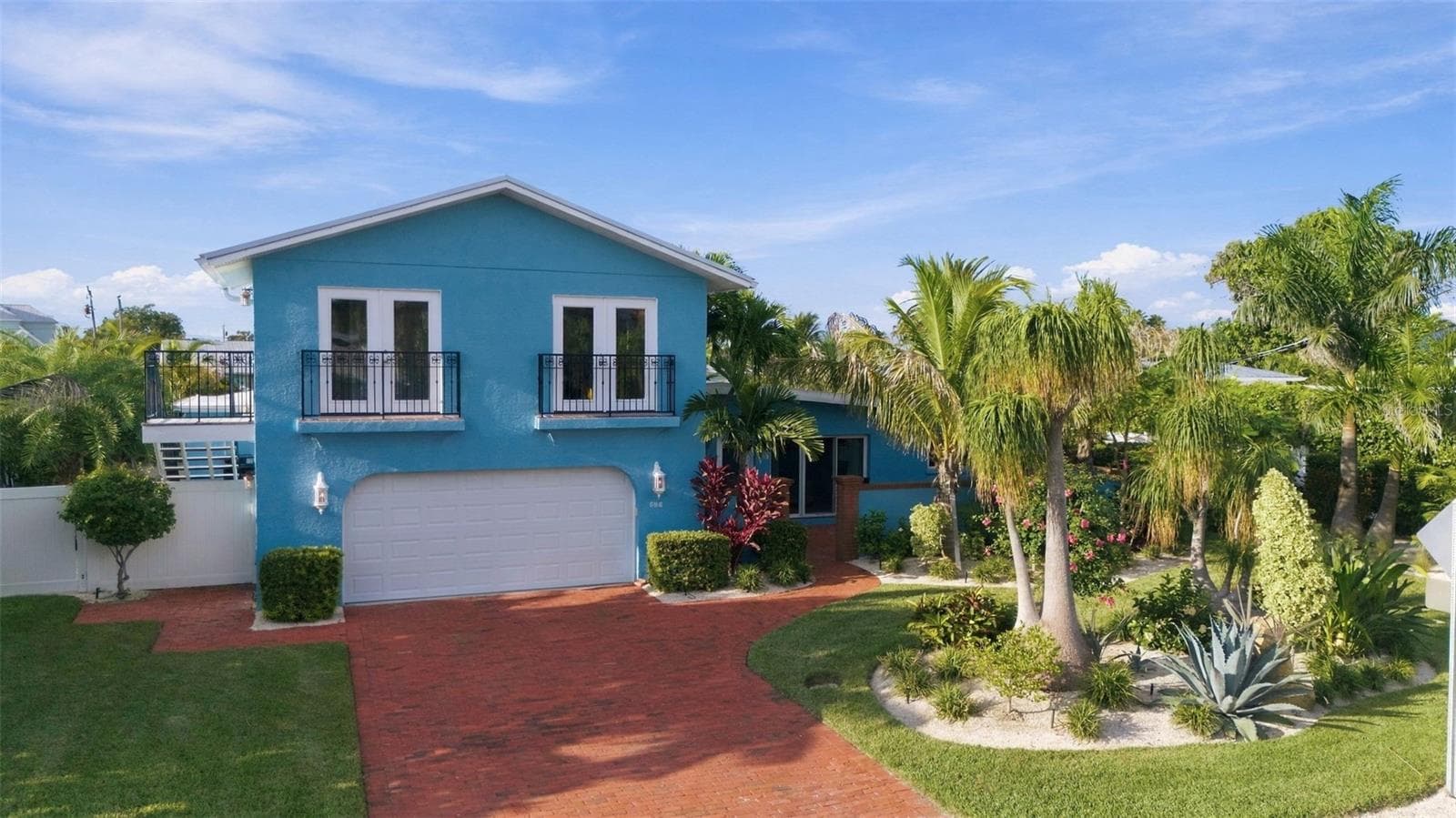 Single Family Residence at 528 KEY ROYALE DR, HOLMES BEACH, photo 60 of 76