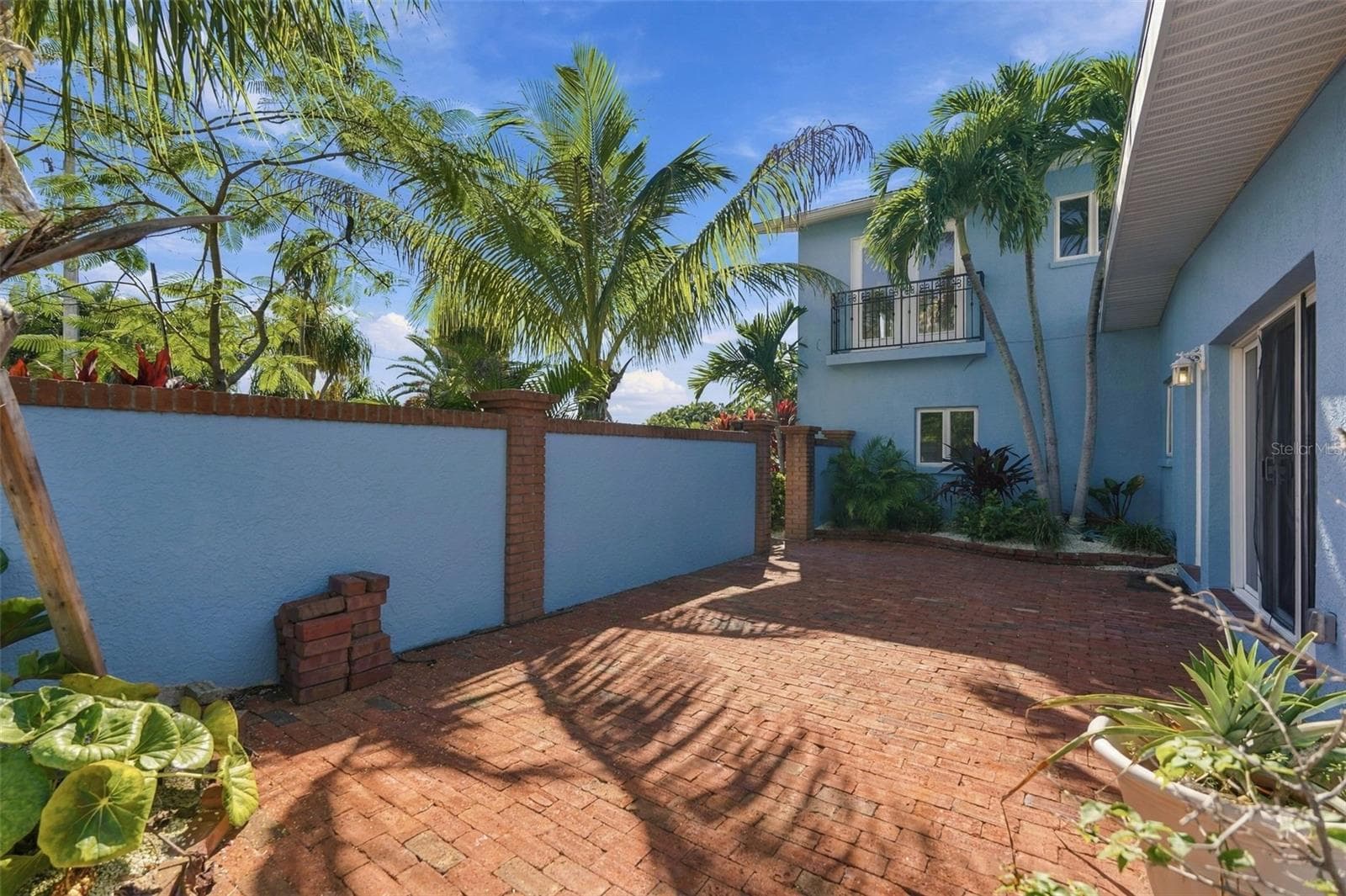 Single Family Residence at 528 KEY ROYALE DR, HOLMES BEACH, photo 61 of 76
