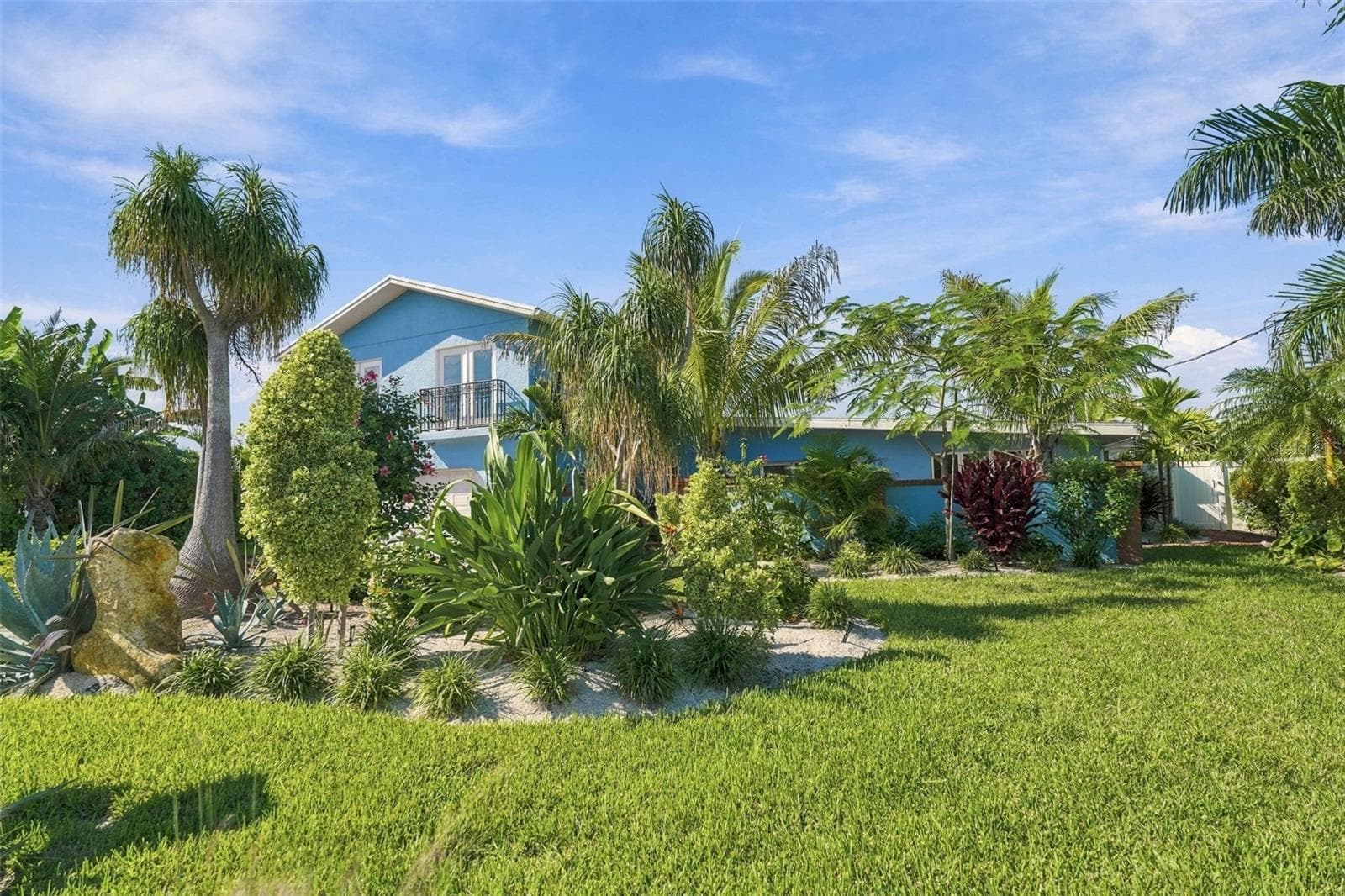 Single Family Residence at 528 KEY ROYALE DR, HOLMES BEACH, photo 69 of 76