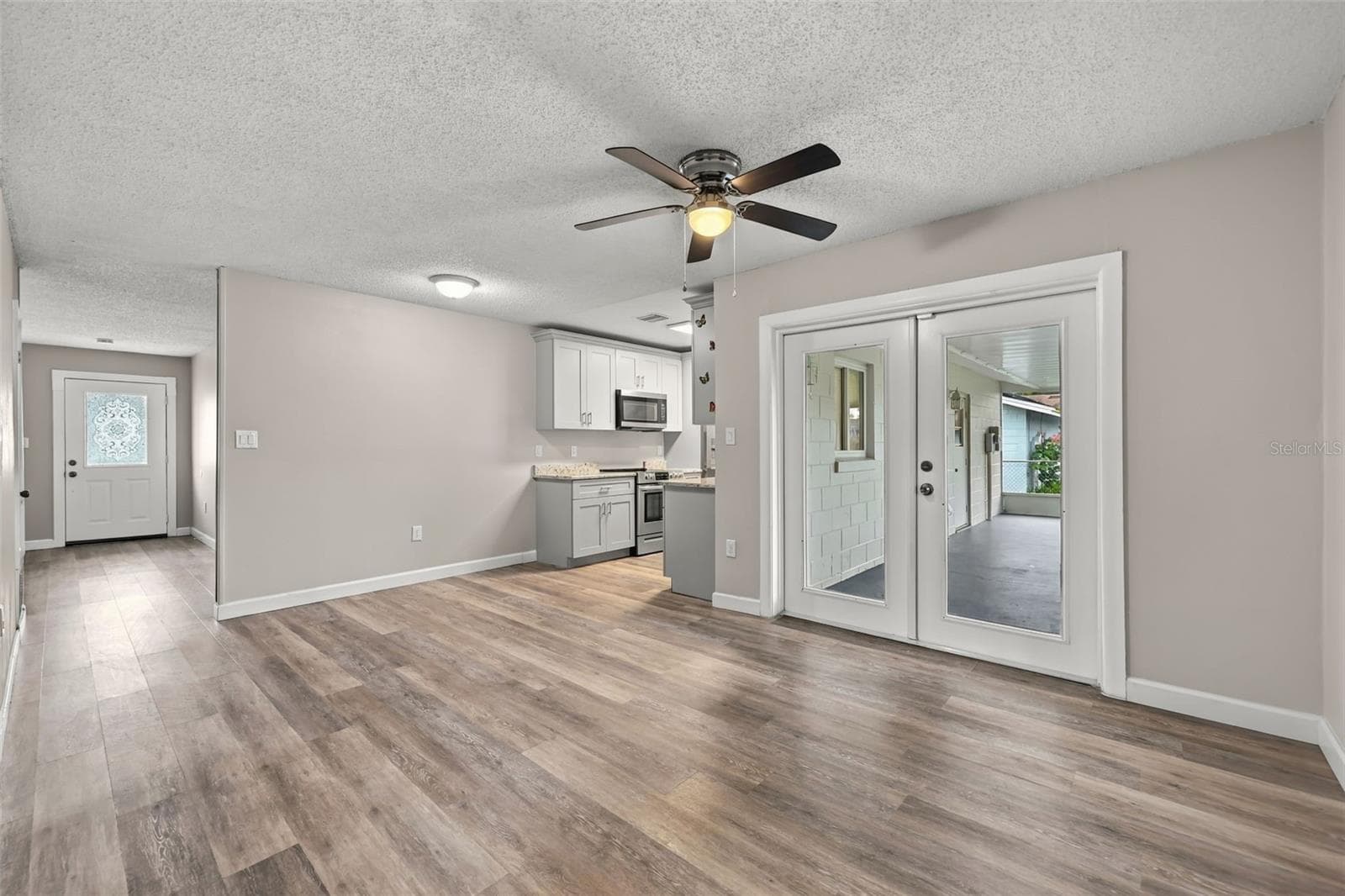 Single Family Residence at 252 W PALMETTO AVE, LONGWOOD, photo 8 of 26