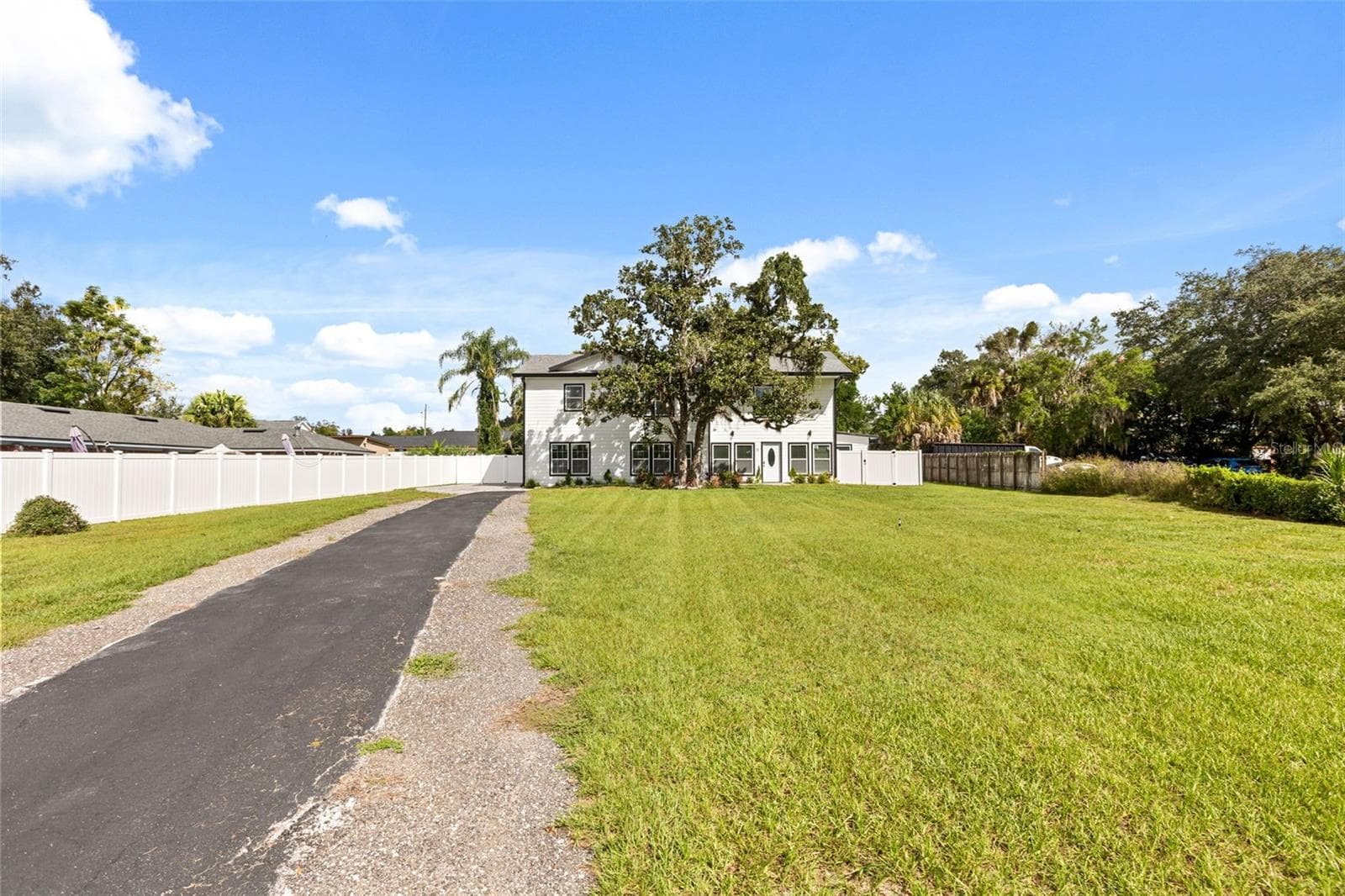 Single Family Residence at 15 E LAUREL ST, APOPKA, photo 3 of 51