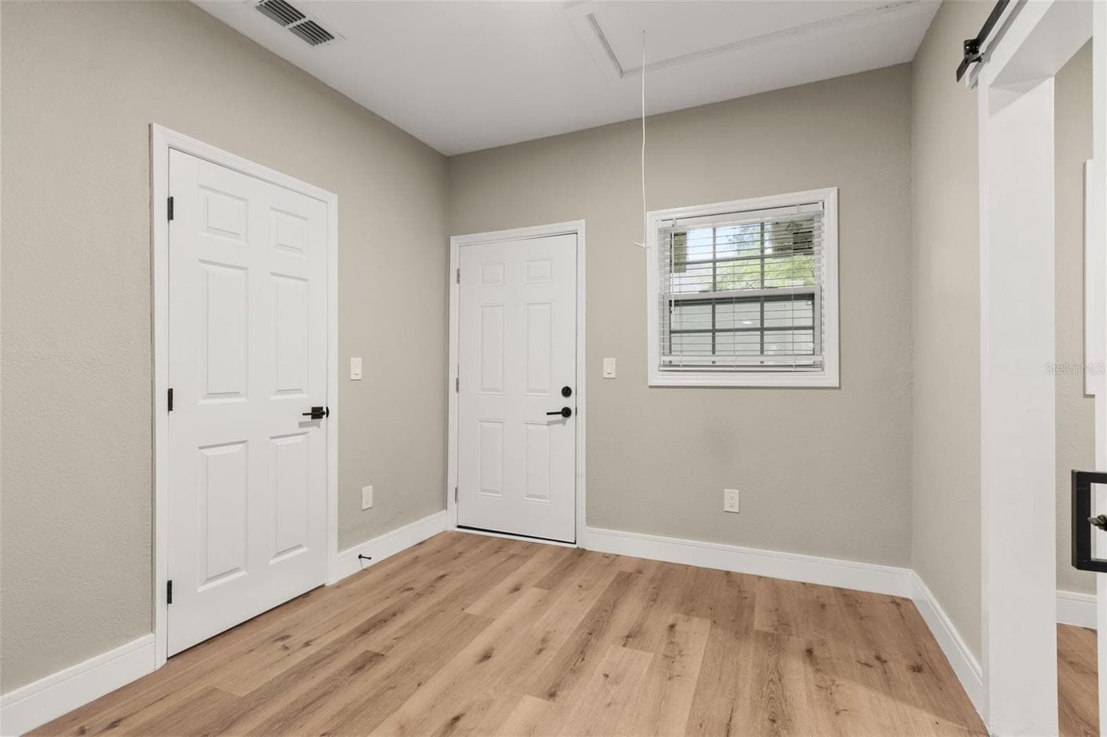 Single Family Residence at 15 E LAUREL ST, APOPKA, photo 23 of 51