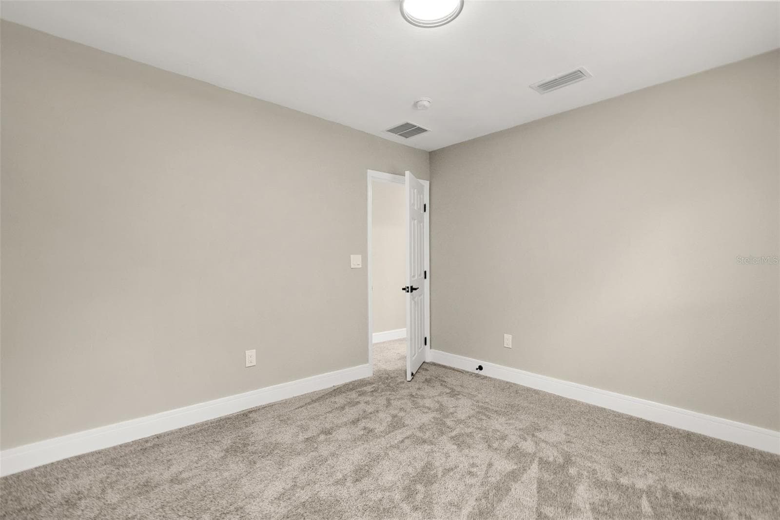 Single Family Residence at 15 E LAUREL ST, APOPKA, photo 42 of 51