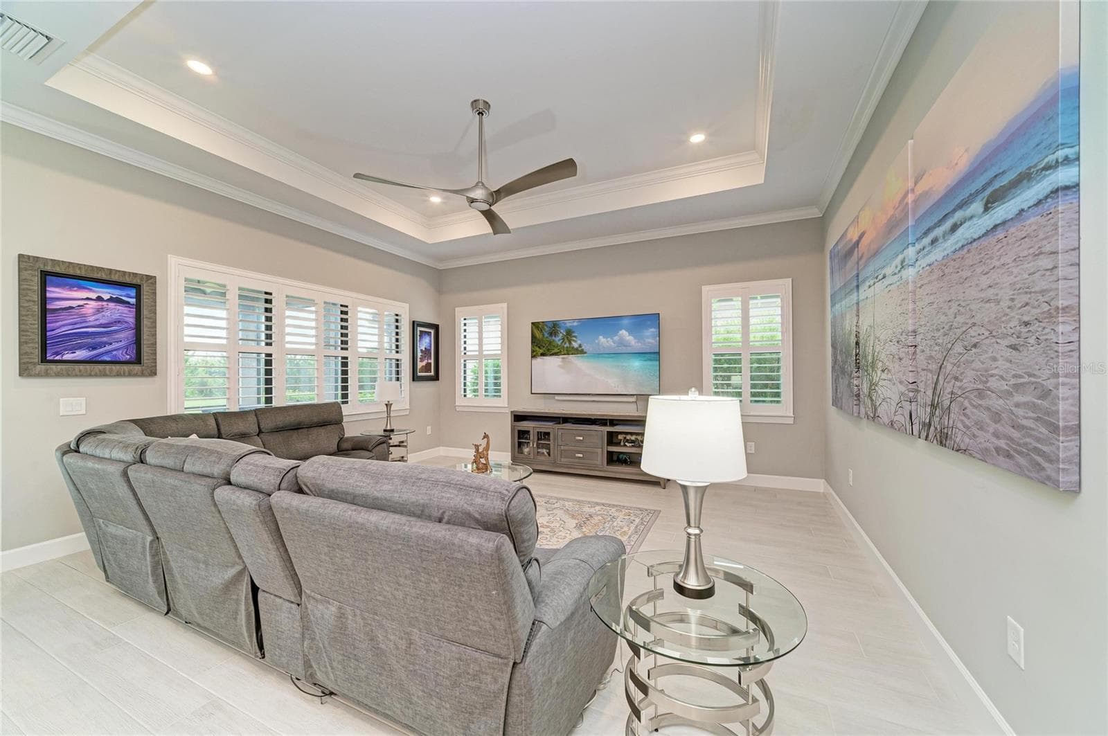 Single Family Residence at 17815 LITTLETON PL, LAKEWOOD RANCH, photo 12 of 95