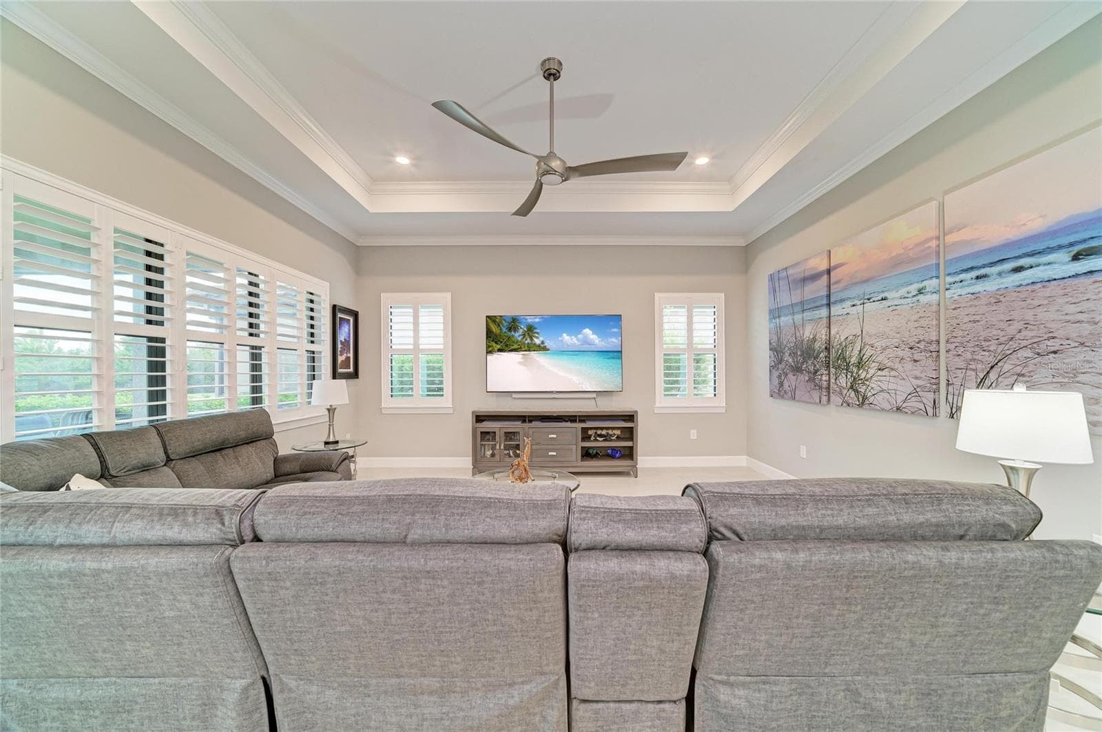 Single Family Residence at 17815 LITTLETON PL, LAKEWOOD RANCH, photo 13 of 95