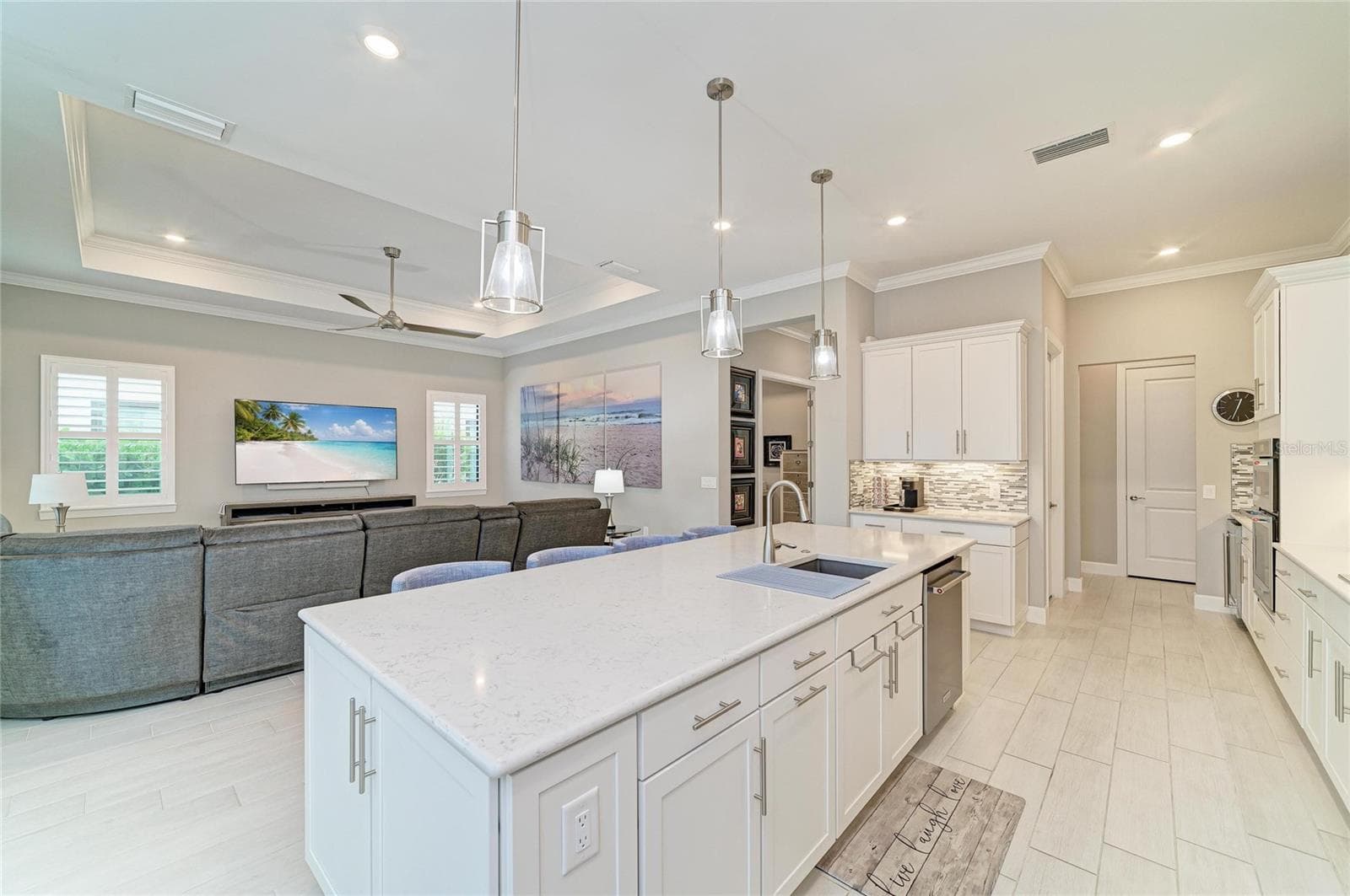 Single Family Residence at 17815 LITTLETON PL, LAKEWOOD RANCH, photo 21 of 95