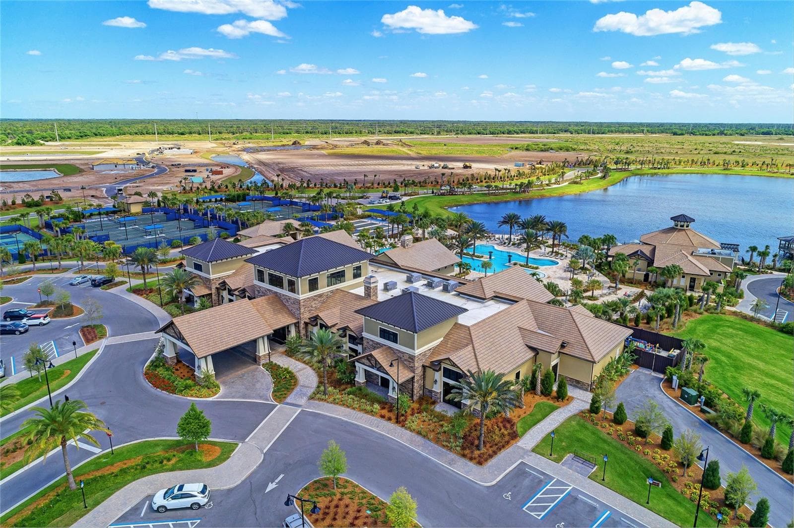 Single Family Residence at 17815 LITTLETON PL, LAKEWOOD RANCH, photo 68 of 95