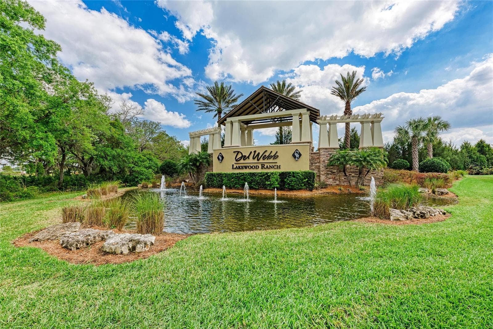 Single Family Residence at 17815 LITTLETON PL, LAKEWOOD RANCH, photo 88 of 95