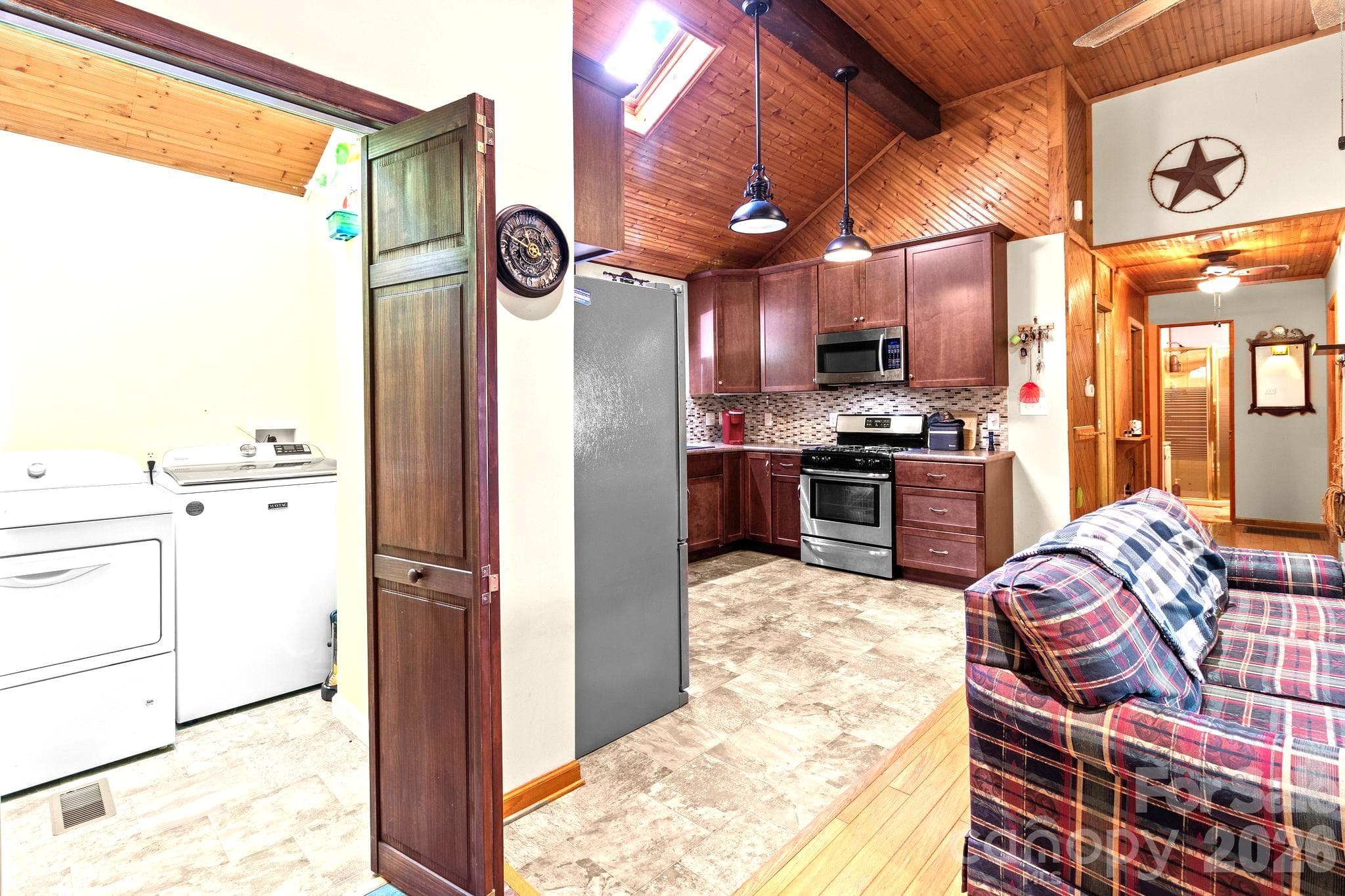 Single Family Residence at 746 Springwood Drive, Mount Gilead, photo 14 of 38