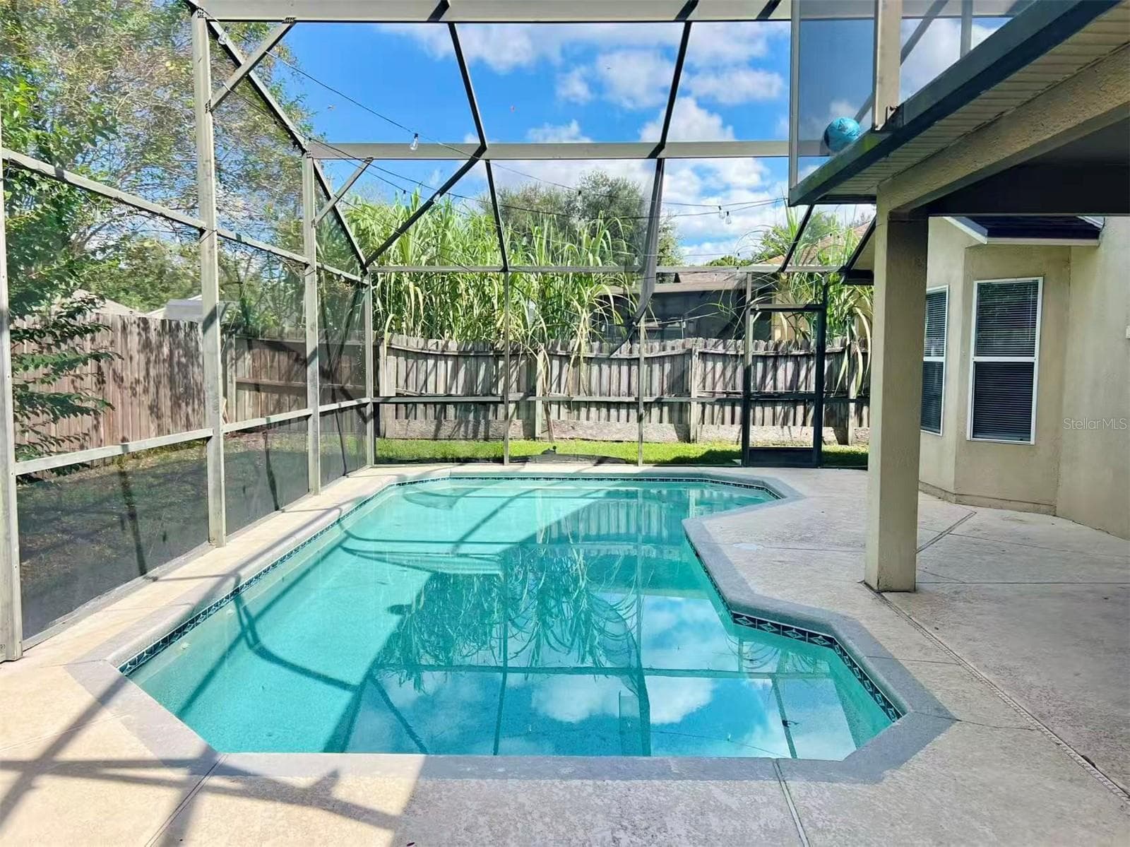 Single Family Residence at 448 LANCER OAK DR, APOPKA, photo 2 of 30