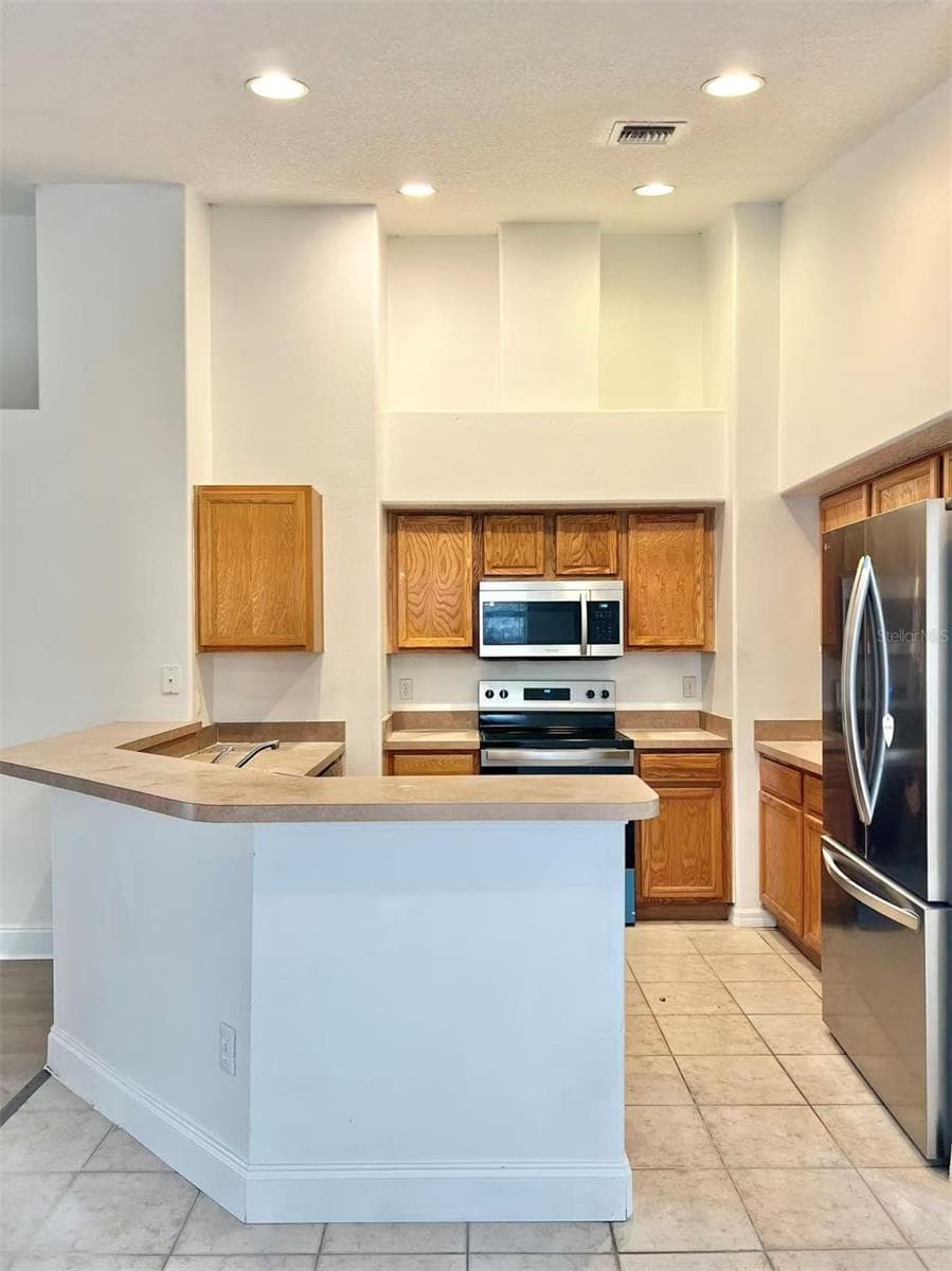 Single Family Residence at 448 LANCER OAK DR, APOPKA, photo 9 of 30