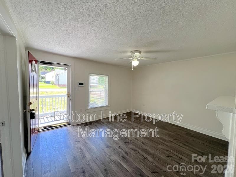 Single Family Residence at 1102 Davidson Avenue, Gastonia, photo 3 of 15