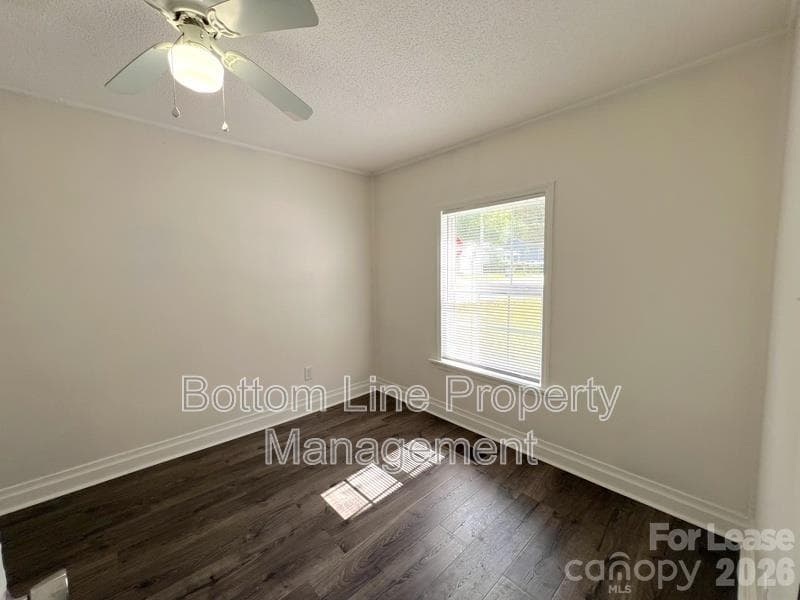 Single Family Residence at 1102 Davidson Avenue, Gastonia, photo 7 of 15