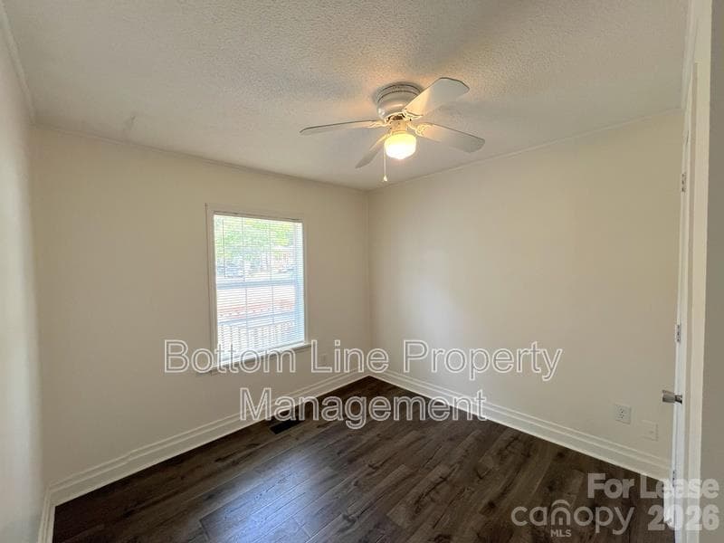 Single Family Residence at 1102 Davidson Avenue, Gastonia, photo 9 of 15