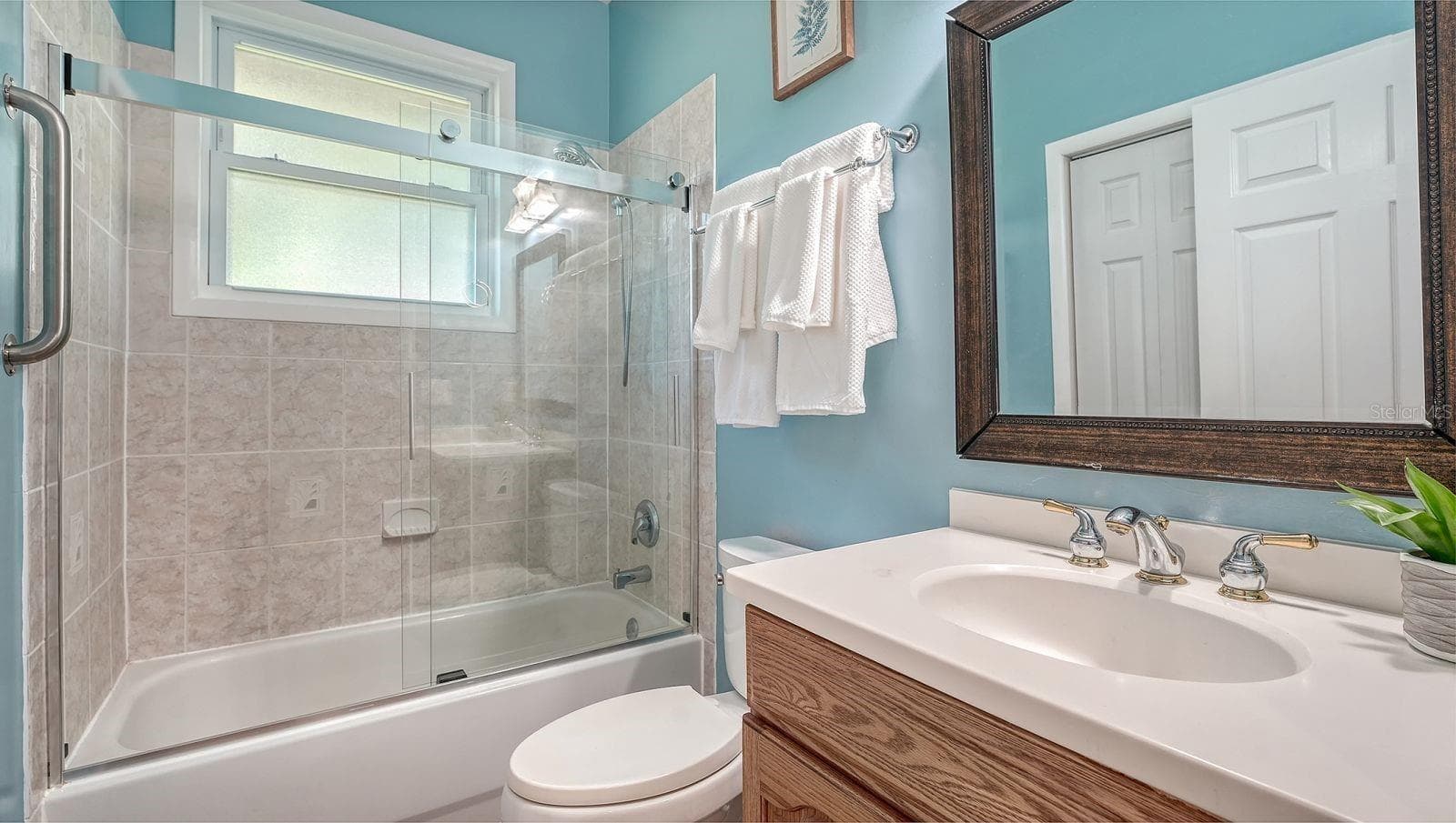 Bathroom 2 - 17618 WHITE TAIL CT, PARRISH