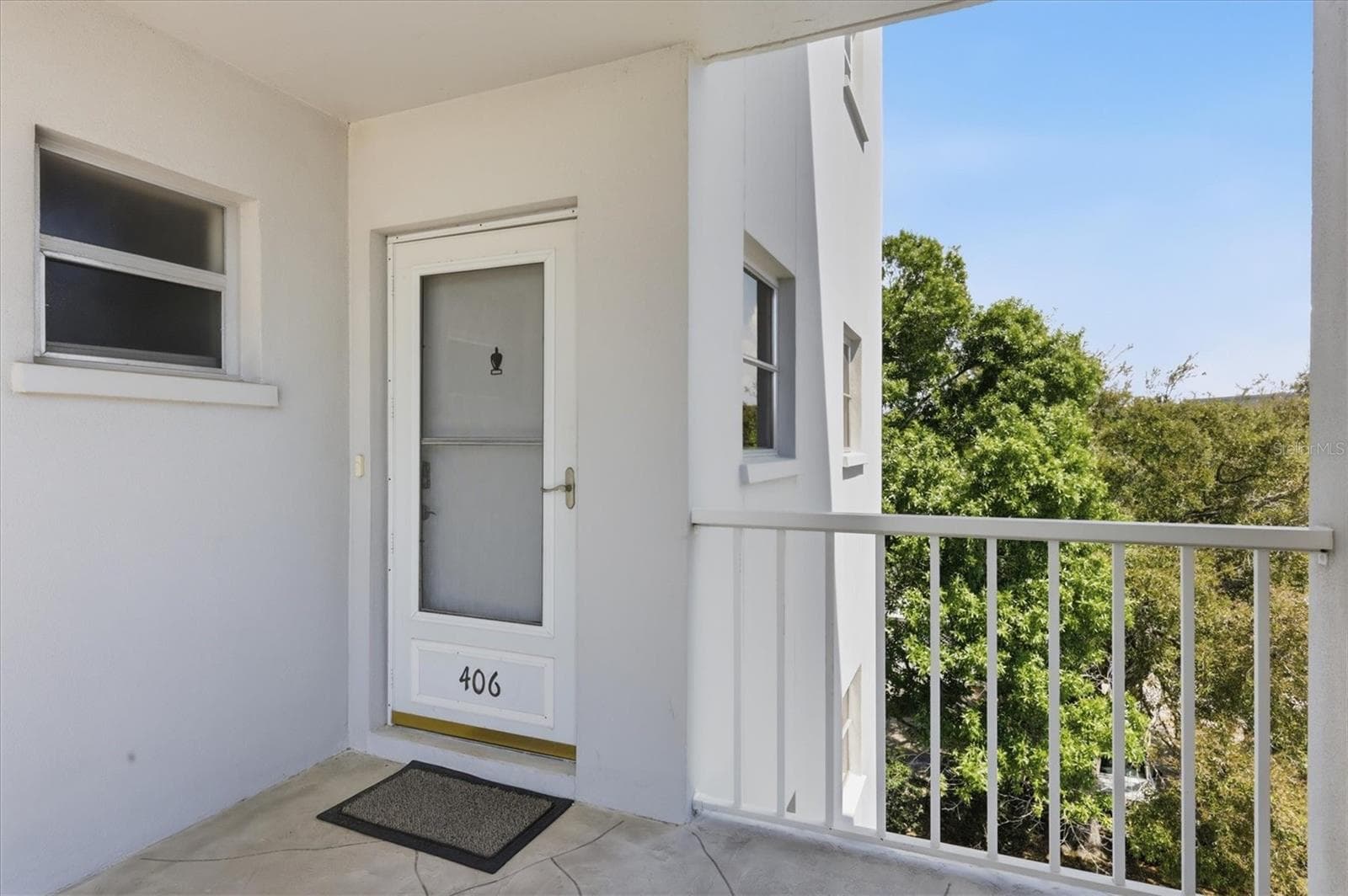 406AA end unit. - 4240 IRONWOOD CIRCLE CIR #406AA, BRADENTON