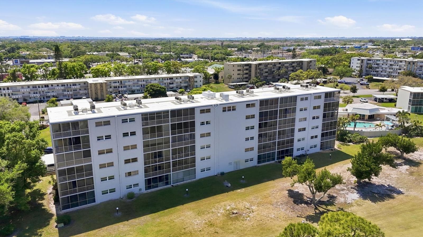 Condominium at 4240 IRONWOOD CIRCLE CIR #406AA, BRADENTON, photo 36 of 57