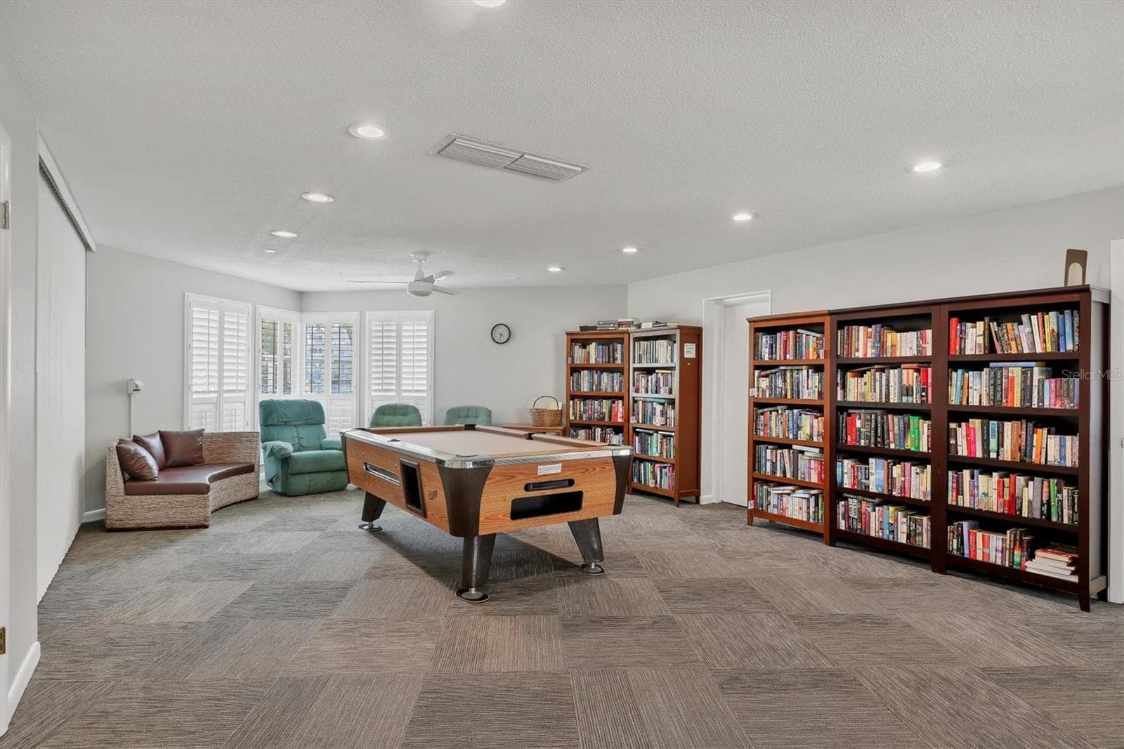 Rec 1 pool table. - 4240 IRONWOOD CIRCLE CIR #406AA, BRADENTON