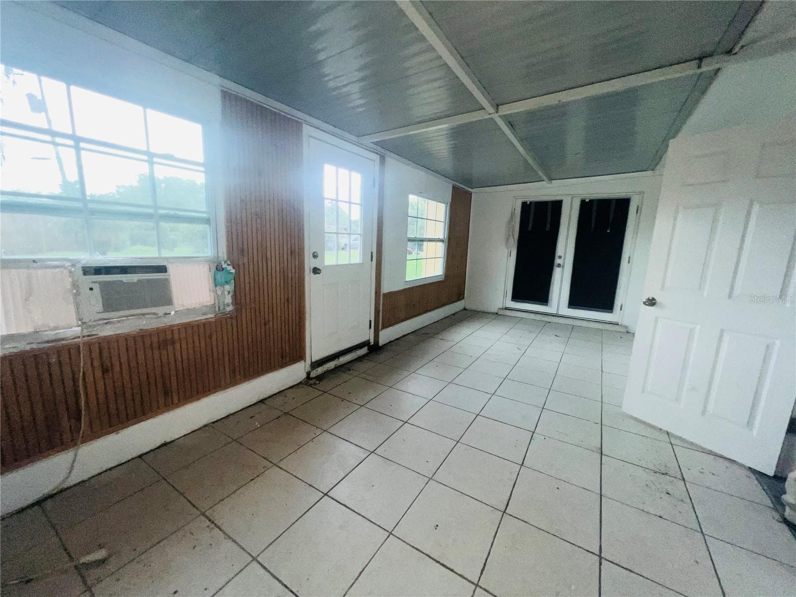 FLORIDA ROOM OR CRAFT ROOM WORKOUT ROOM - 7427 JASMINE BLVD, PORT RICHEY