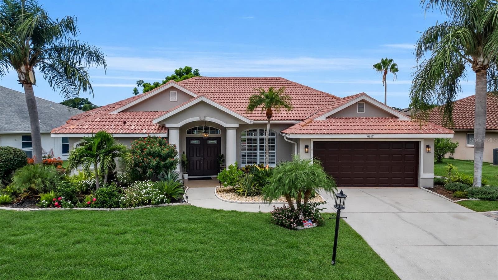 Single Family Residence at 6817 CORRAL CIR, SARASOTA, photo 4 of 57
