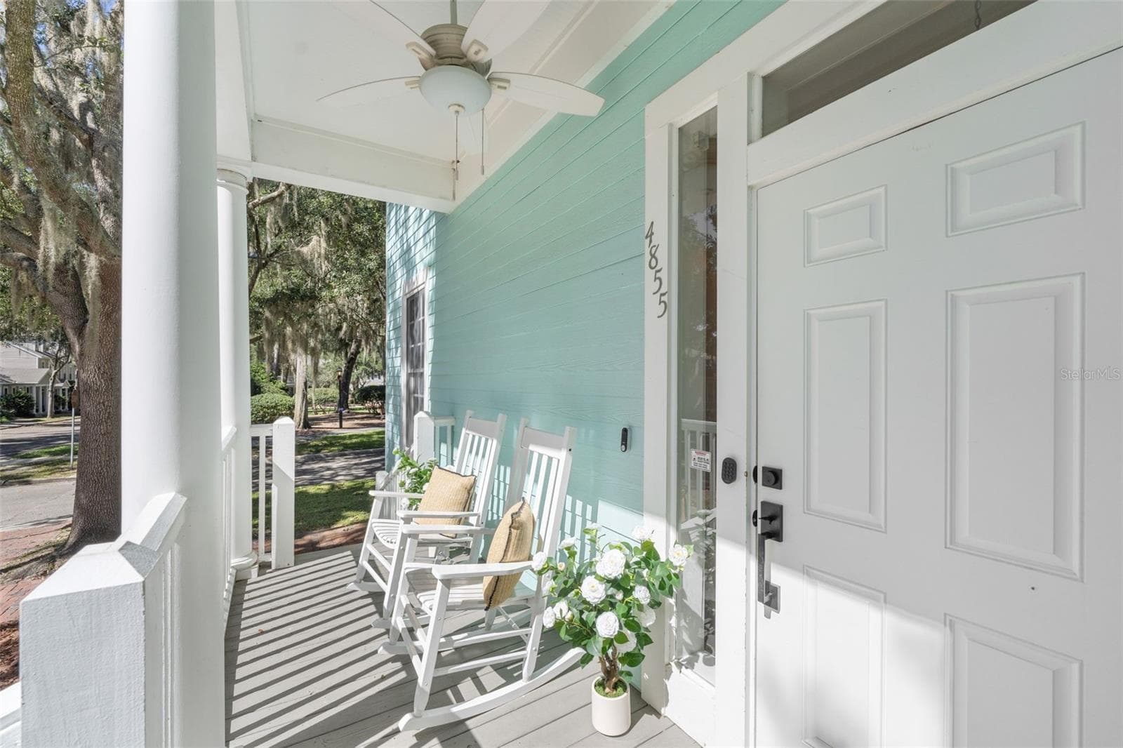 Front Porch - 4855 SW 91ST WAY, GAINESVILLE