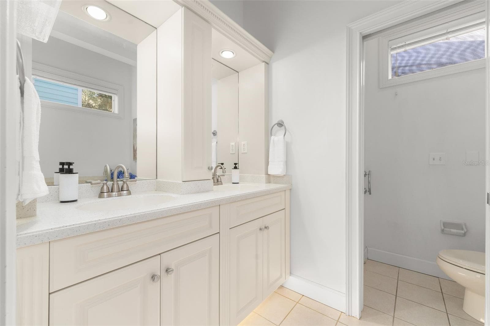 First Floor Primary Ensuite Bathroom - 4855 SW 91ST WAY, GAINESVILLE
