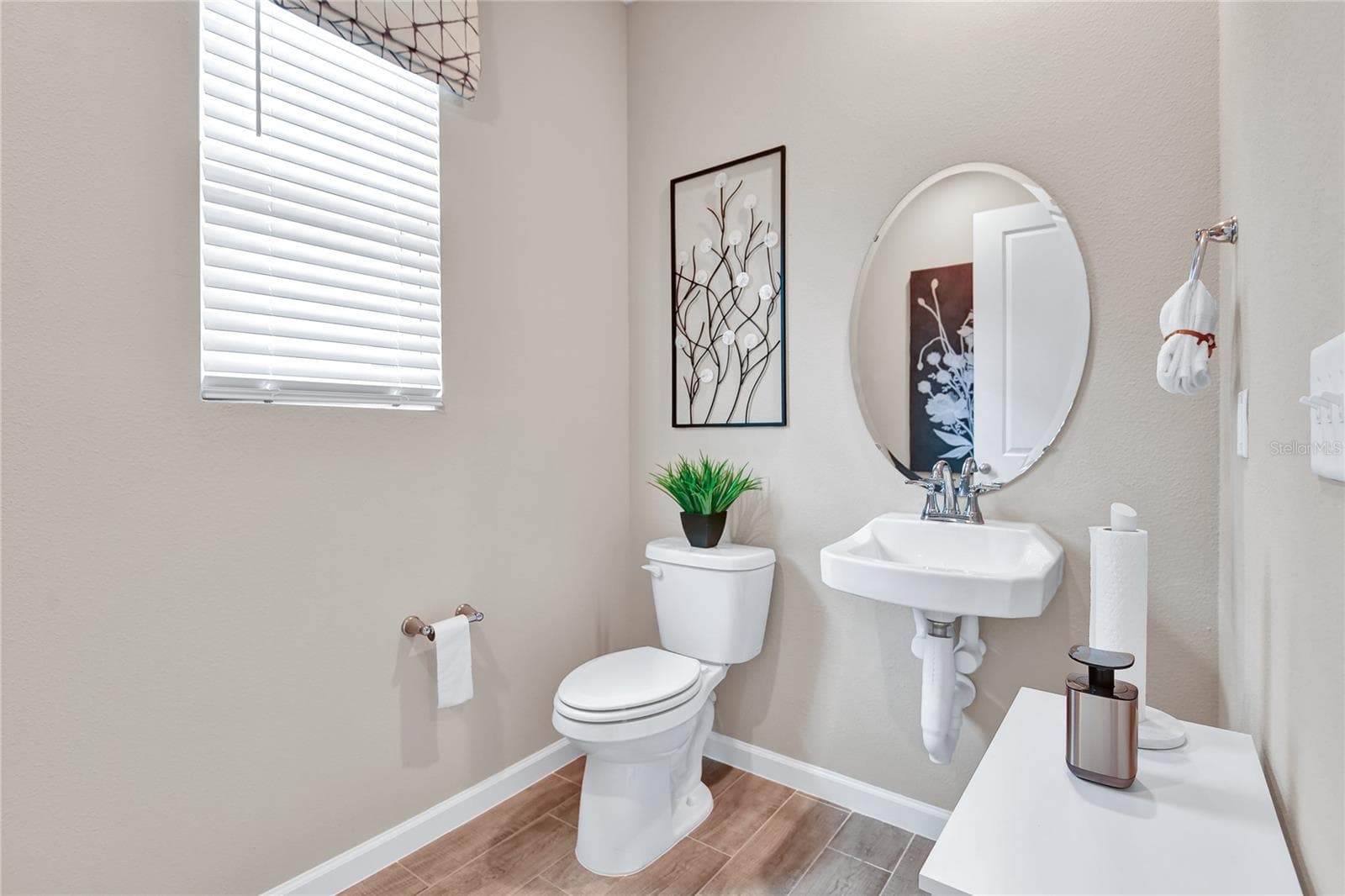 Single Family Residence at 5102 KINSLEY DR, LAKE WALES, photo 3 of 18