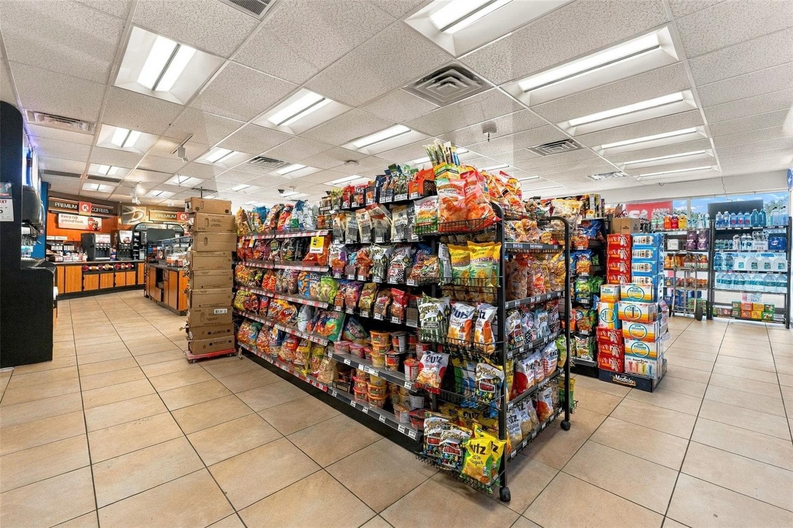Retail at 116 N CHARLESTON AVE, FORT MEADE, photo 11 of 35