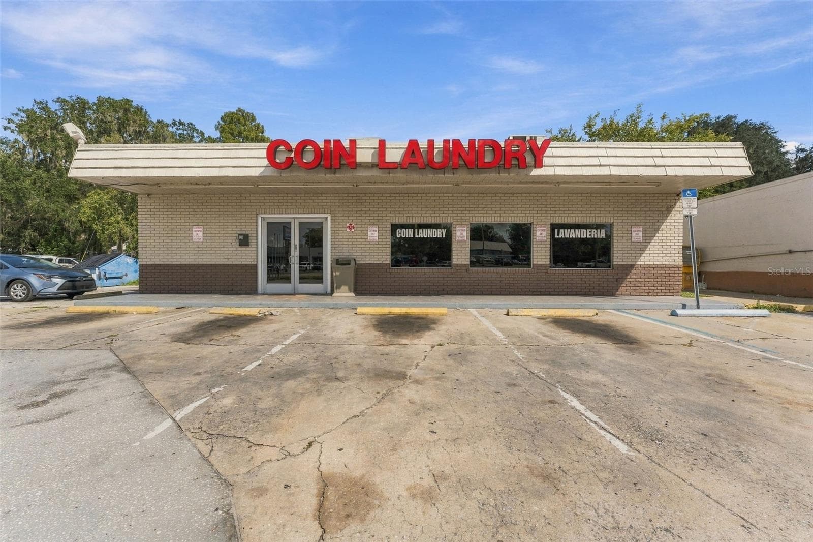 Retail at 116 N CHARLESTON AVE, FORT MEADE, photo 16 of 35