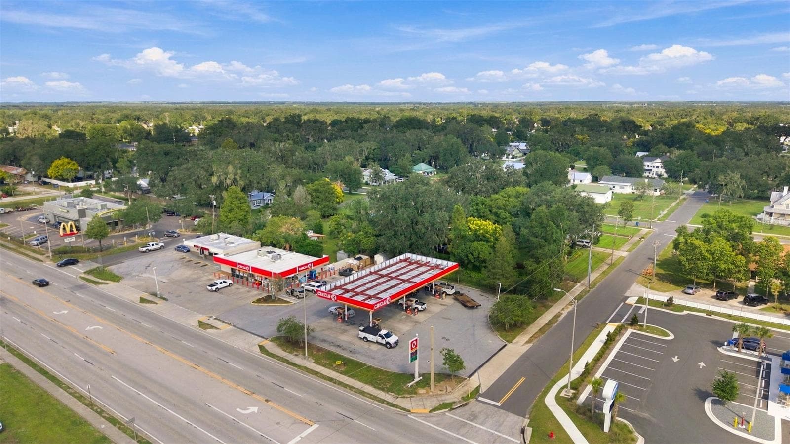Retail at 116 N CHARLESTON AVE, FORT MEADE, photo 24 of 35
