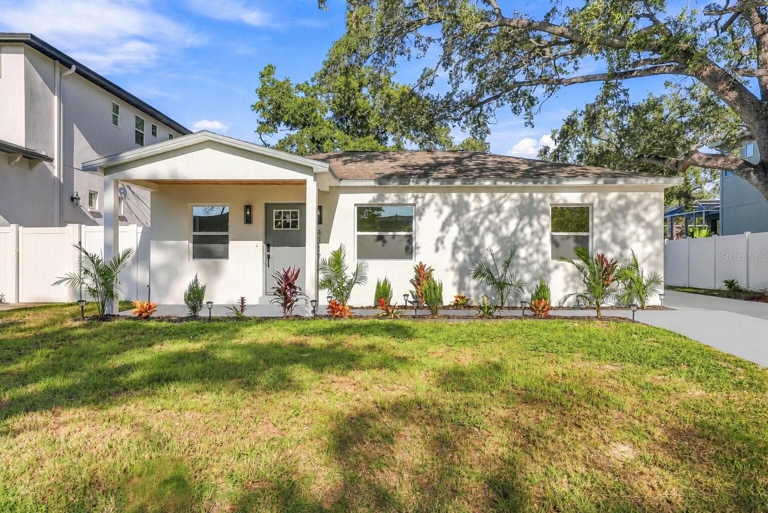 Single Family Residence at 4317 S TRASK ST, TAMPA, photo 4 of 44