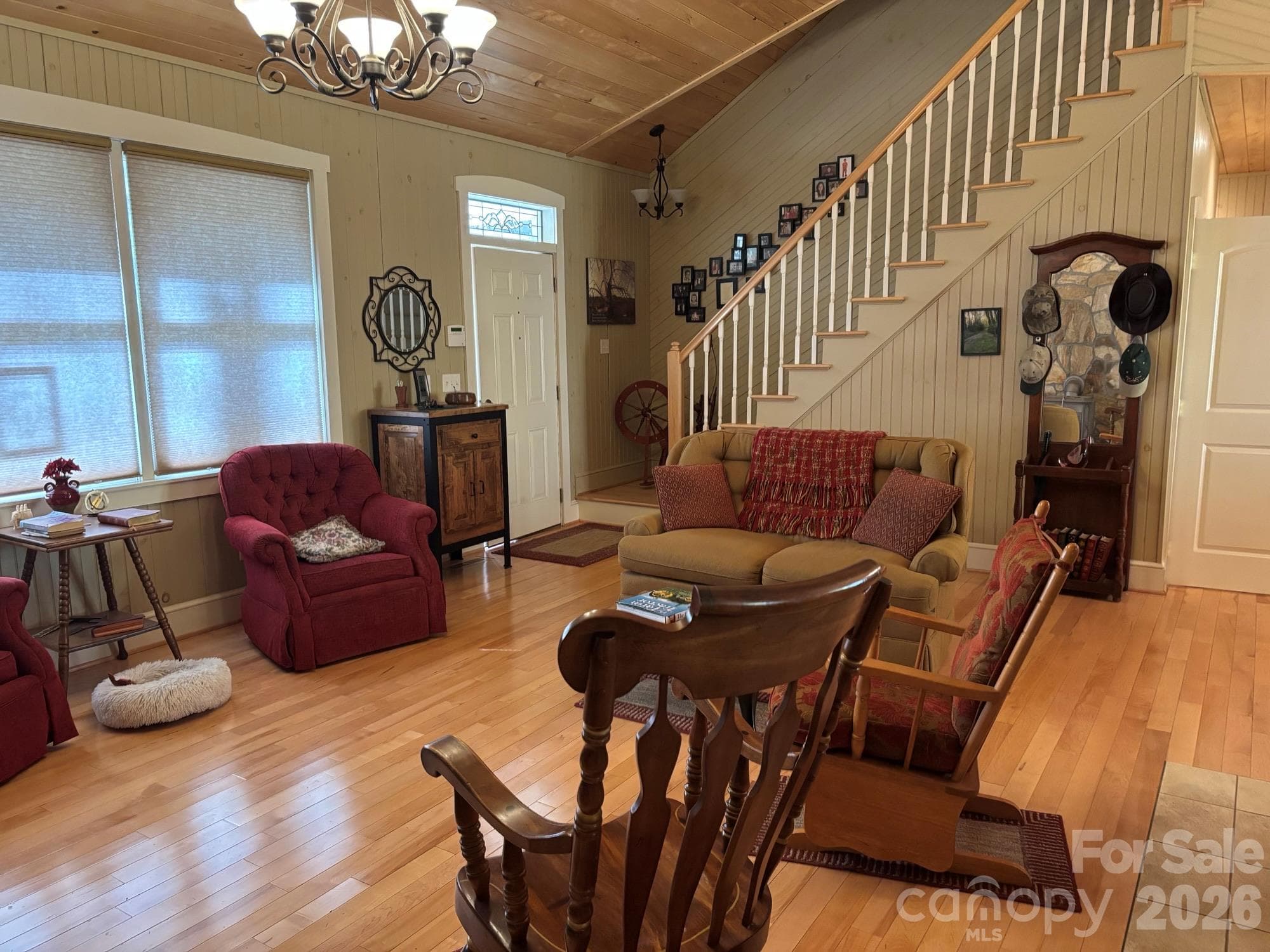 Single Family Residence at 1661 Mckinney Mine Road, Spruce Pine, photo 11 of 26