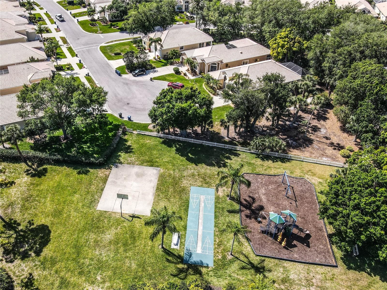 Condominium at 433 CERROMAR LN #534, VENICE, photo 28 of 37