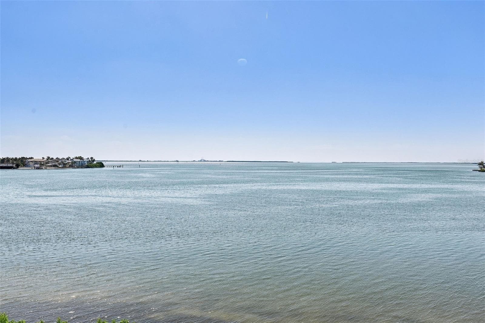 Living Room/ Balcony Views - 5700 ESCONDIDA BLVD S #401, ST PETERSBURG