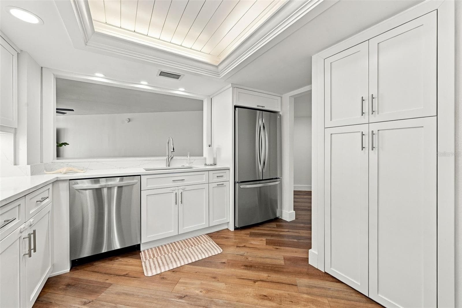 Condominium at 5700 ESCONDIDA BLVD S #401, ST PETERSBURG, photo 19 of 49