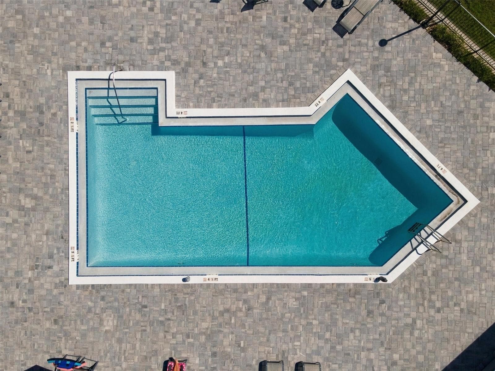 Newly updated Pool and Spa - 5700 ESCONDIDA BLVD S #401, ST PETERSBURG
