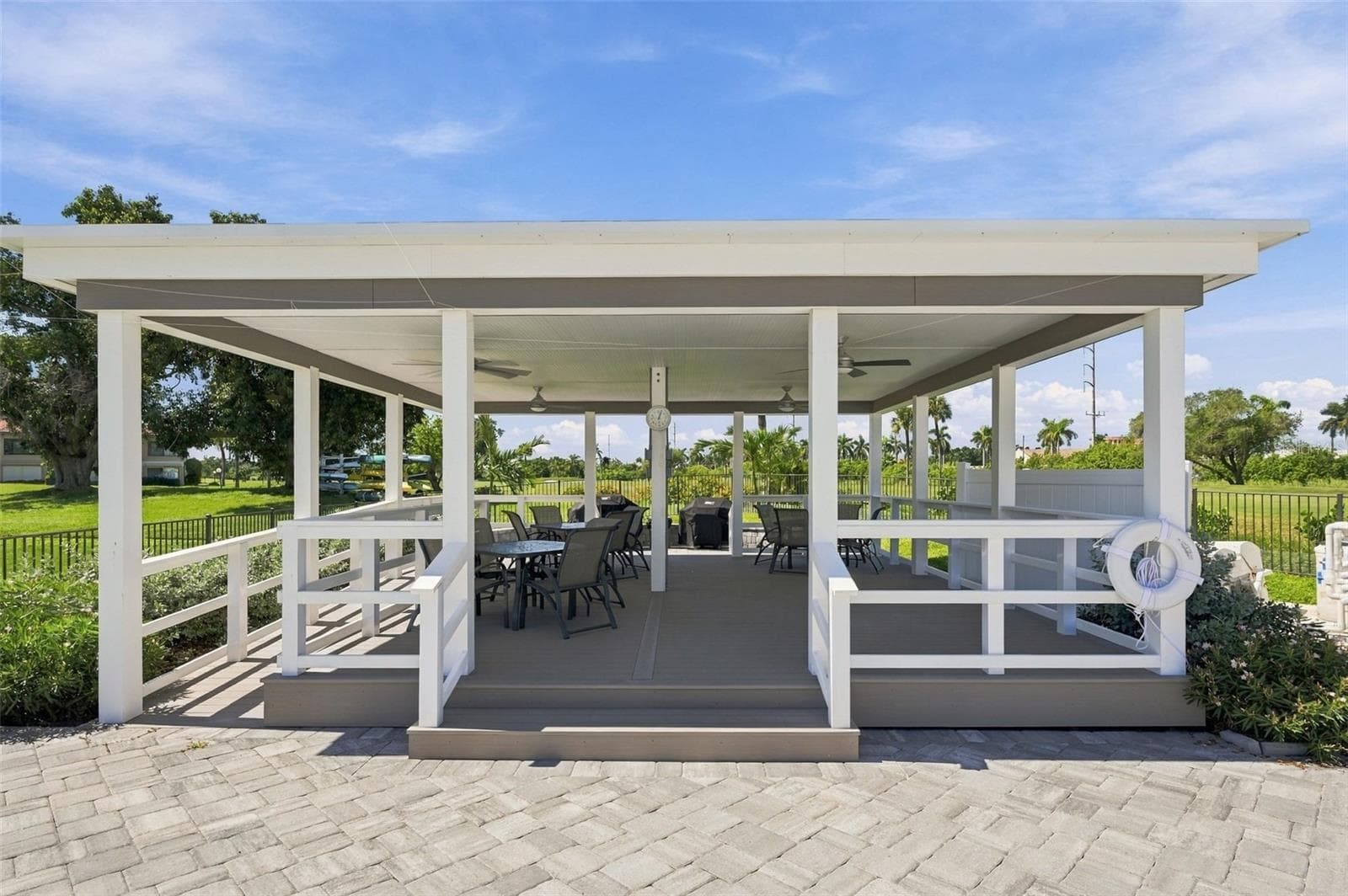 Gazebo by pool - 5700 ESCONDIDA BLVD S #401, ST PETERSBURG