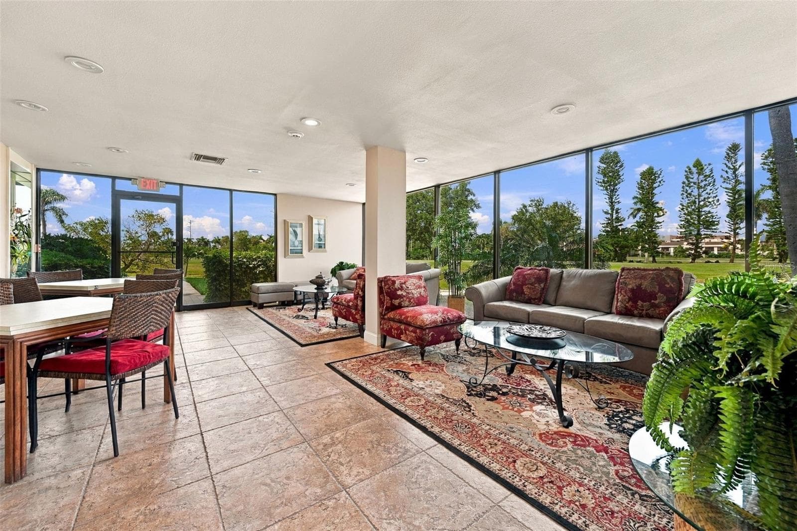 Lobby - 5700 ESCONDIDA BLVD S #401, ST PETERSBURG