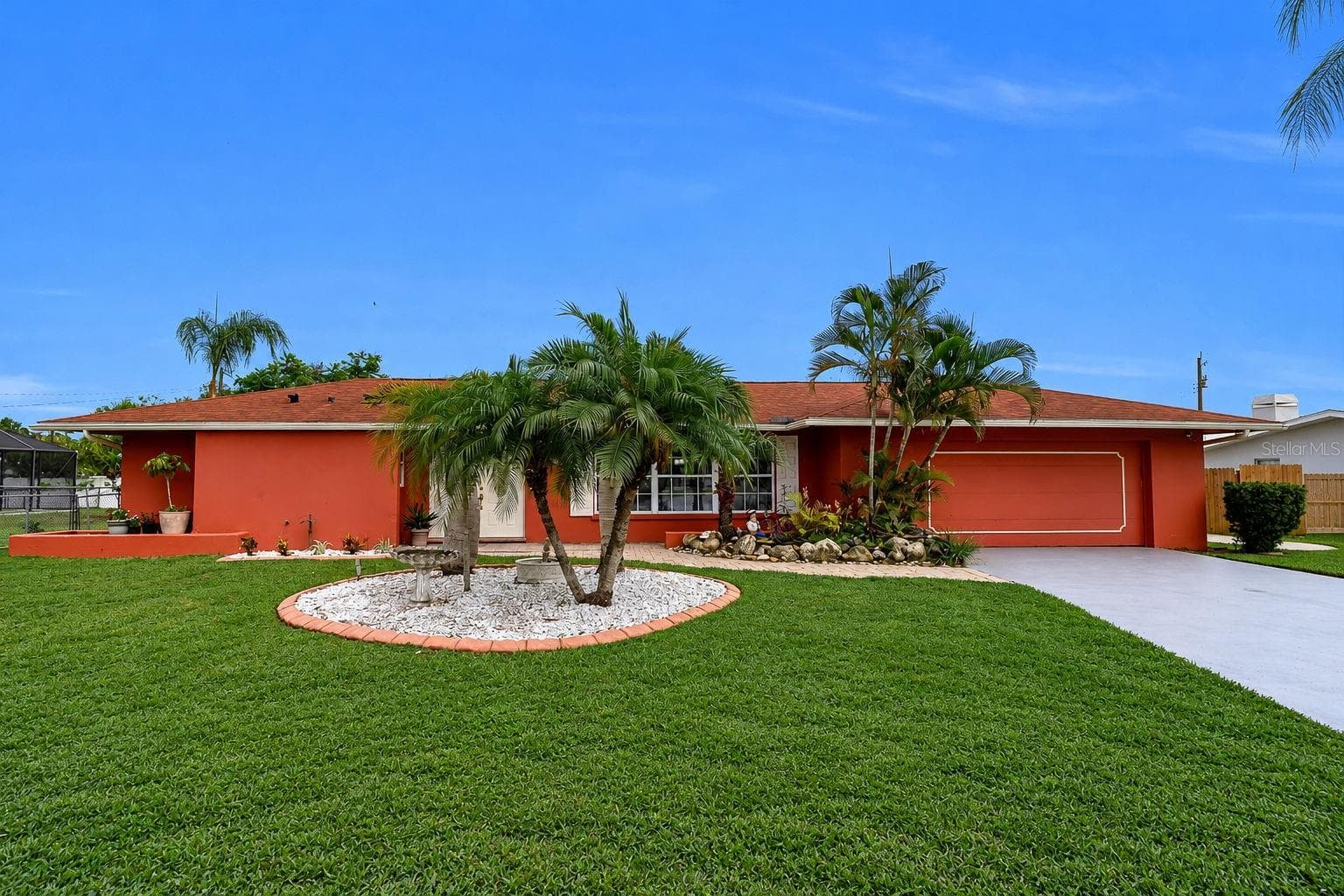 Single Family Residence at 332 SHORE DR, ELLENTON, photo 2 of 66