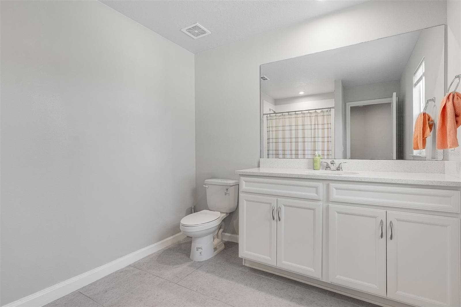 Townhouse at 11960 SKY ACRES TER, BRADENTON, photo 21 of 36
