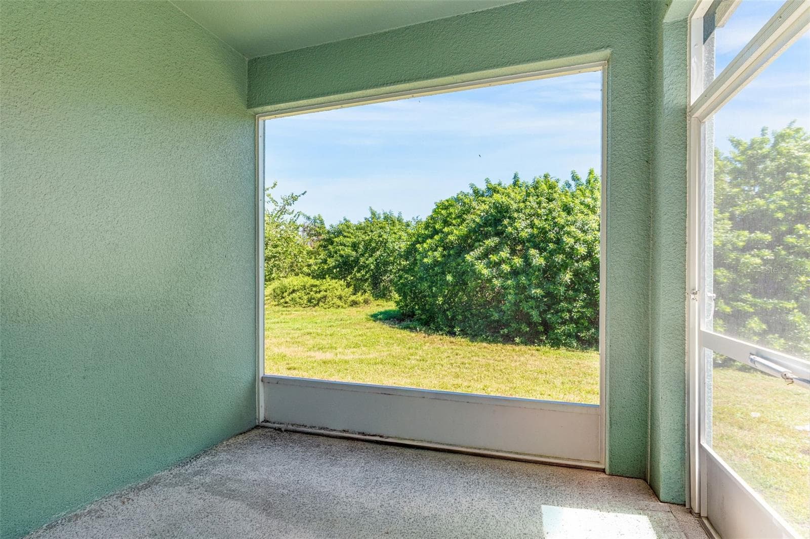 Townhouse at 11960 SKY ACRES TER, BRADENTON, photo 22 of 36