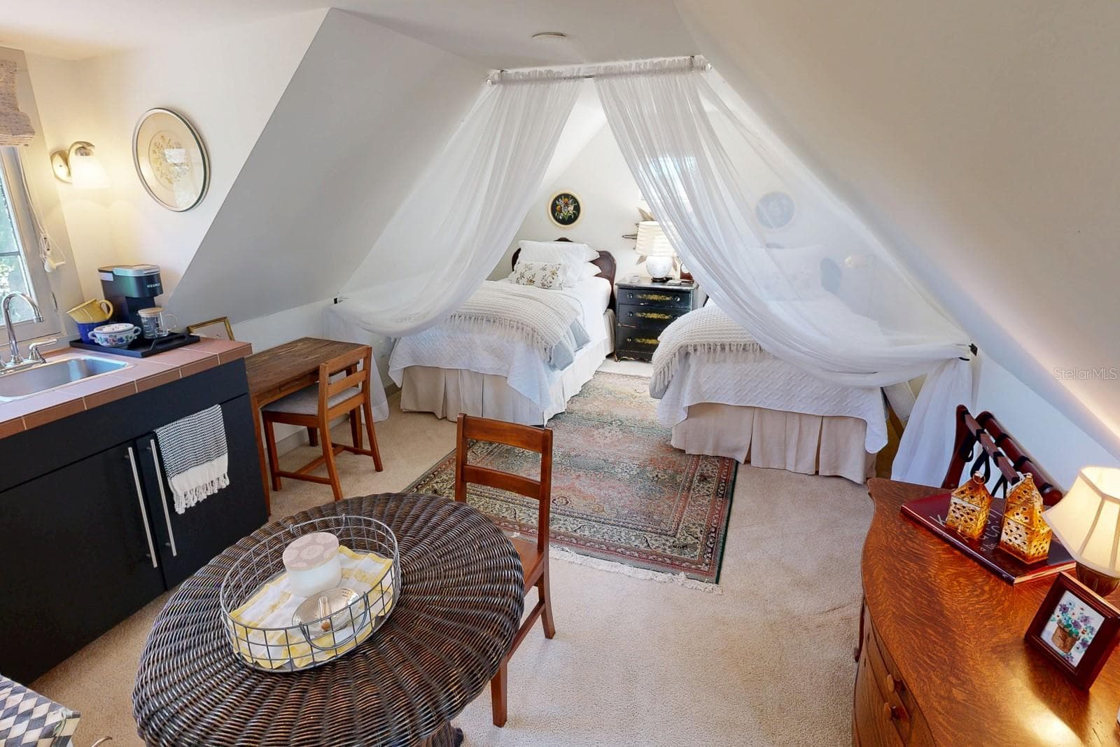 Guest quarters. - 1230 ESTREMADURA DR, BRADENTON