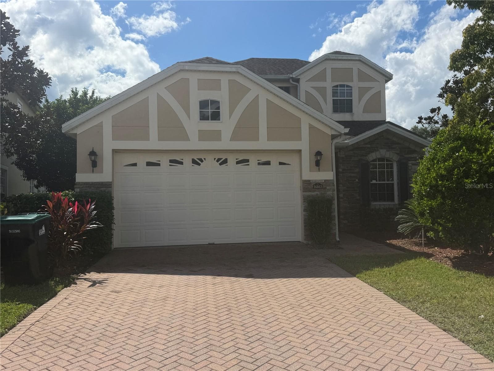 16042 RIVER POINTE CT