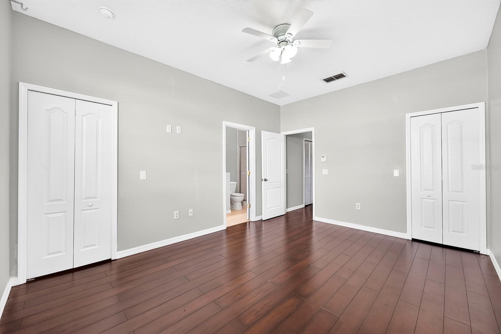 Primary Suite. - 244 CHELSEA DR, DAVENPORT