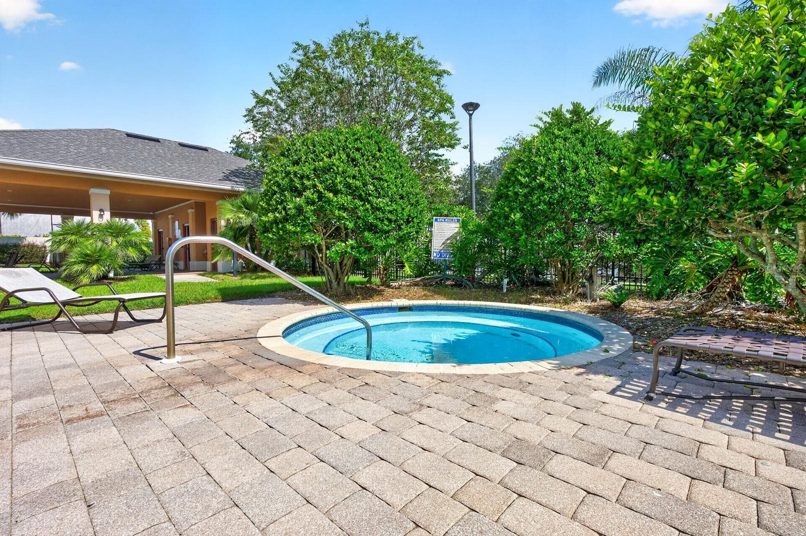 Communtiy Spa. - 244 CHELSEA DR, DAVENPORT