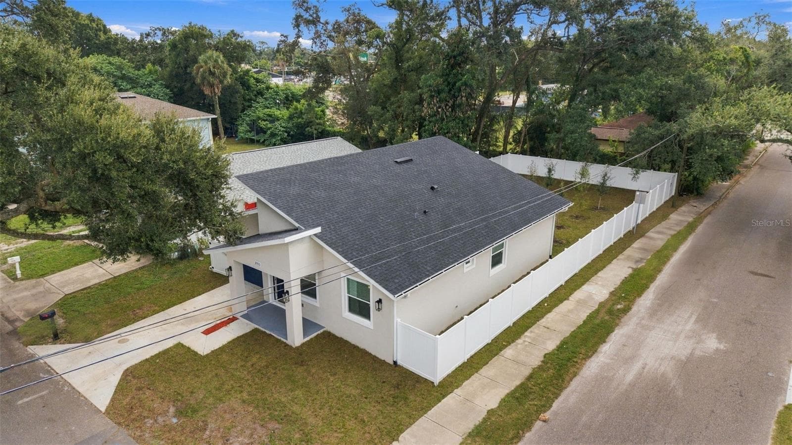 Single Family Residence at 3701 E IDA ST, TAMPA, photo 4 of 24